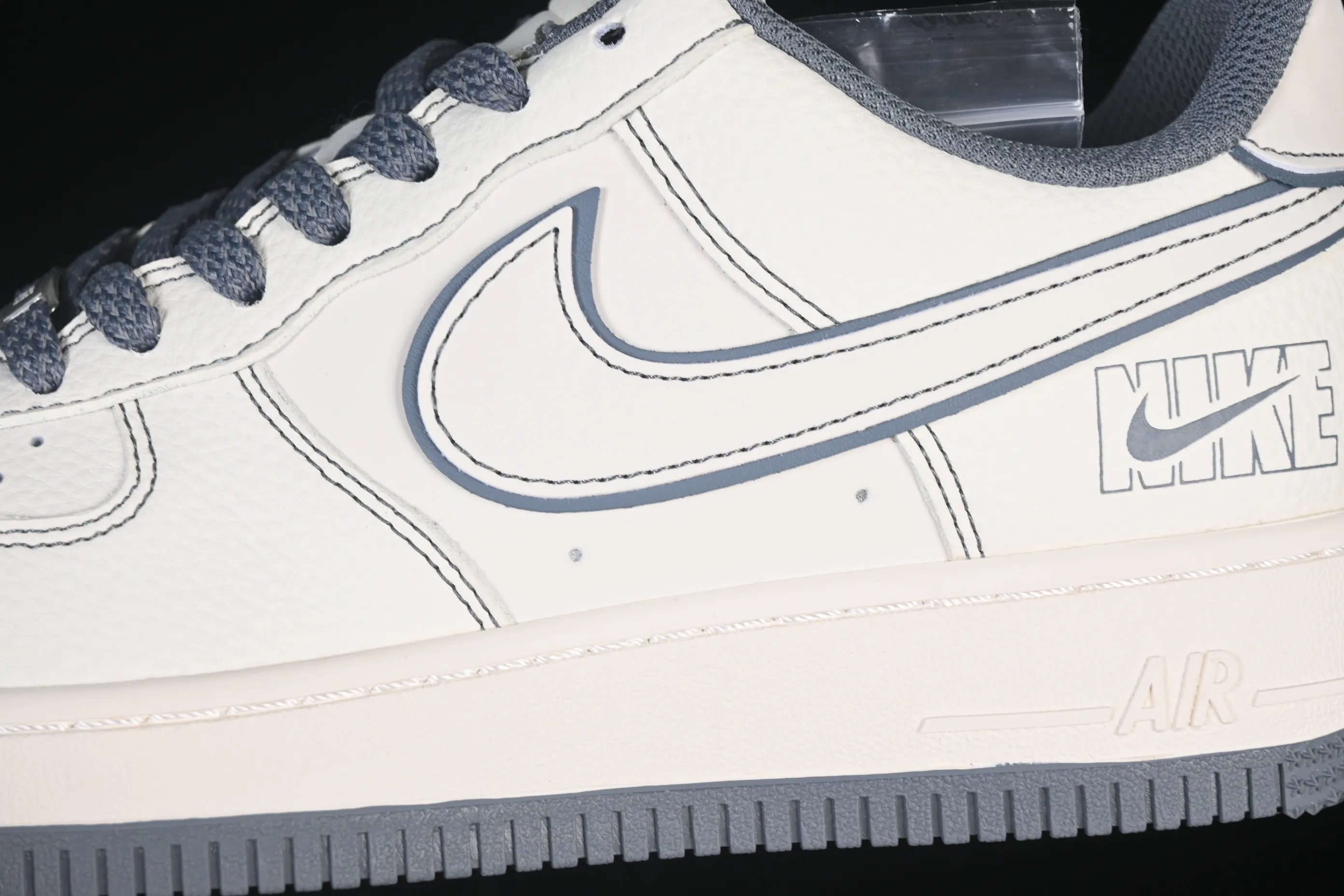 All Categories Nk Air Force 1 Air Force Series Nk Air Force 1 Low Air Force Low Nike Air Force 1'07 Low Rice Dark Gray Bugs Bunny Air Force One Low Casual Shoes JP8028-014